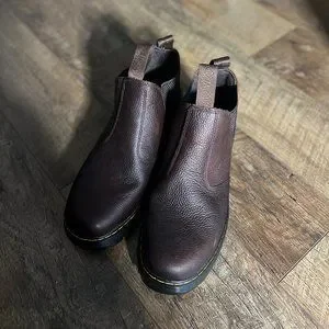 Dr. Martens | Shoes | Dr Martens Hardie Tan Bear Track Boots  display picture 3